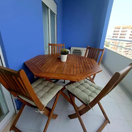 White Charm - Between Beach & Centre Apartment