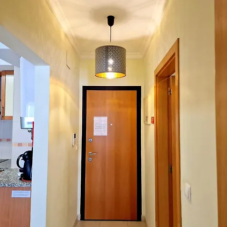 White Charm - Between Beach & Centre Apartment *
